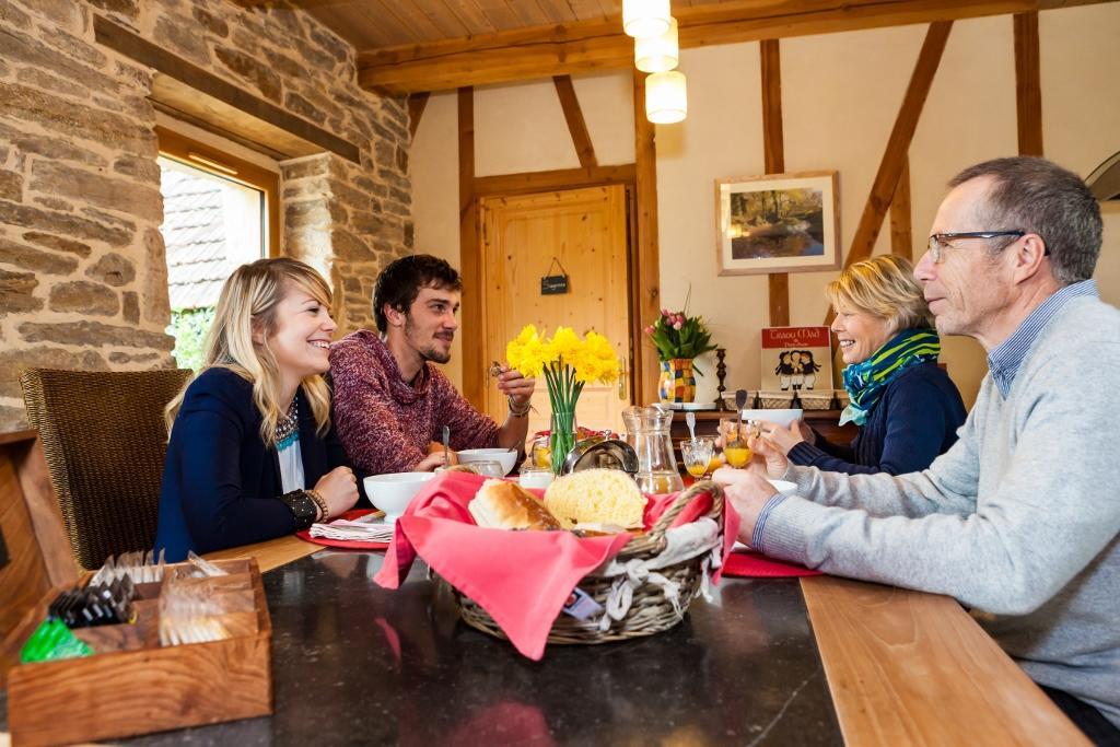 Bed And Breakfast La Fontaine Blanche Melgven Extérieur photo