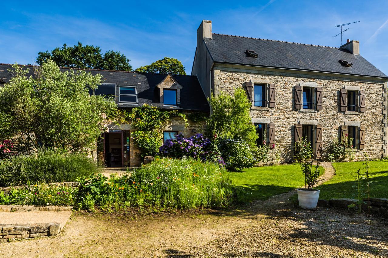 Bed And Breakfast La Fontaine Blanche Melgven Extérieur photo